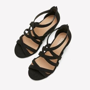 Pennington's 9W Black Strappy Wedge Sandals Wide Width